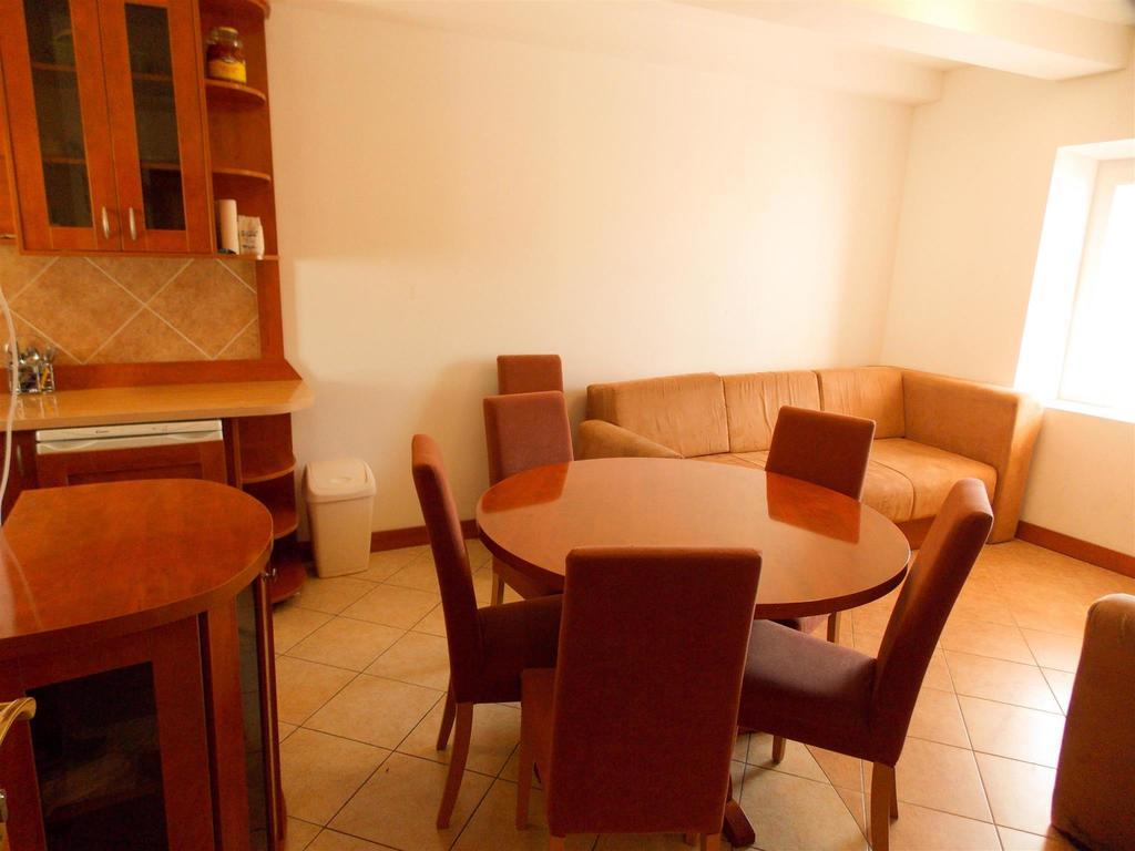 Apartments Frane (Adults Only) Novalja Rom bilde