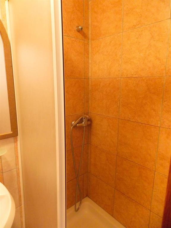 Apartments Frane (Adults Only) Novalja Rom bilde